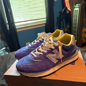 Never worn Bodega New Balance with box